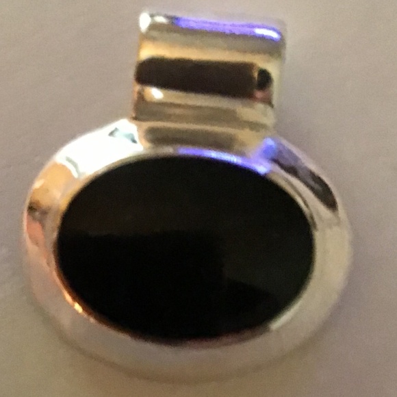 STERLING ONYX PENDANT NECKLACE - Picture 1 of 4